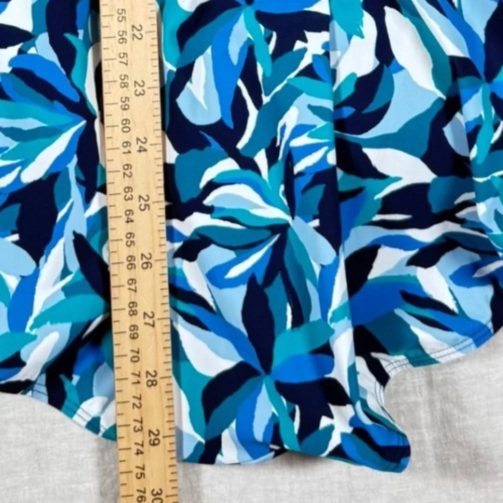 L.L. Bean One Piece Swimsuit Womens 22W Blue Floral Excellent Ruched Wrap Front